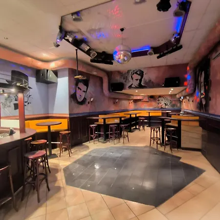 Smart B&b1 Bb1 118 ホテル